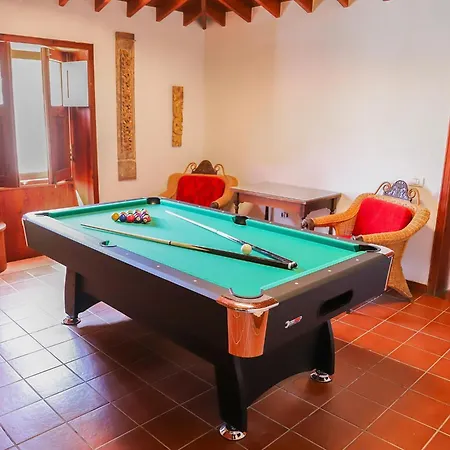 Villa La Rueda Heated Private Pool, Billiard&bbq