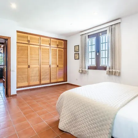 La Rueda Heated Private Pool, Billiard&bbq